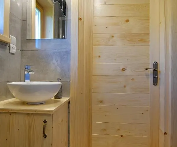 Na Farmie וילה צ'אפלארי